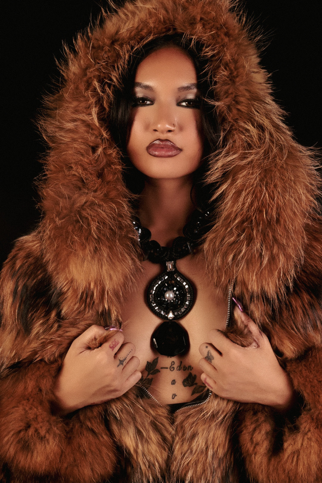 ONYX ROGUE NECKLACE