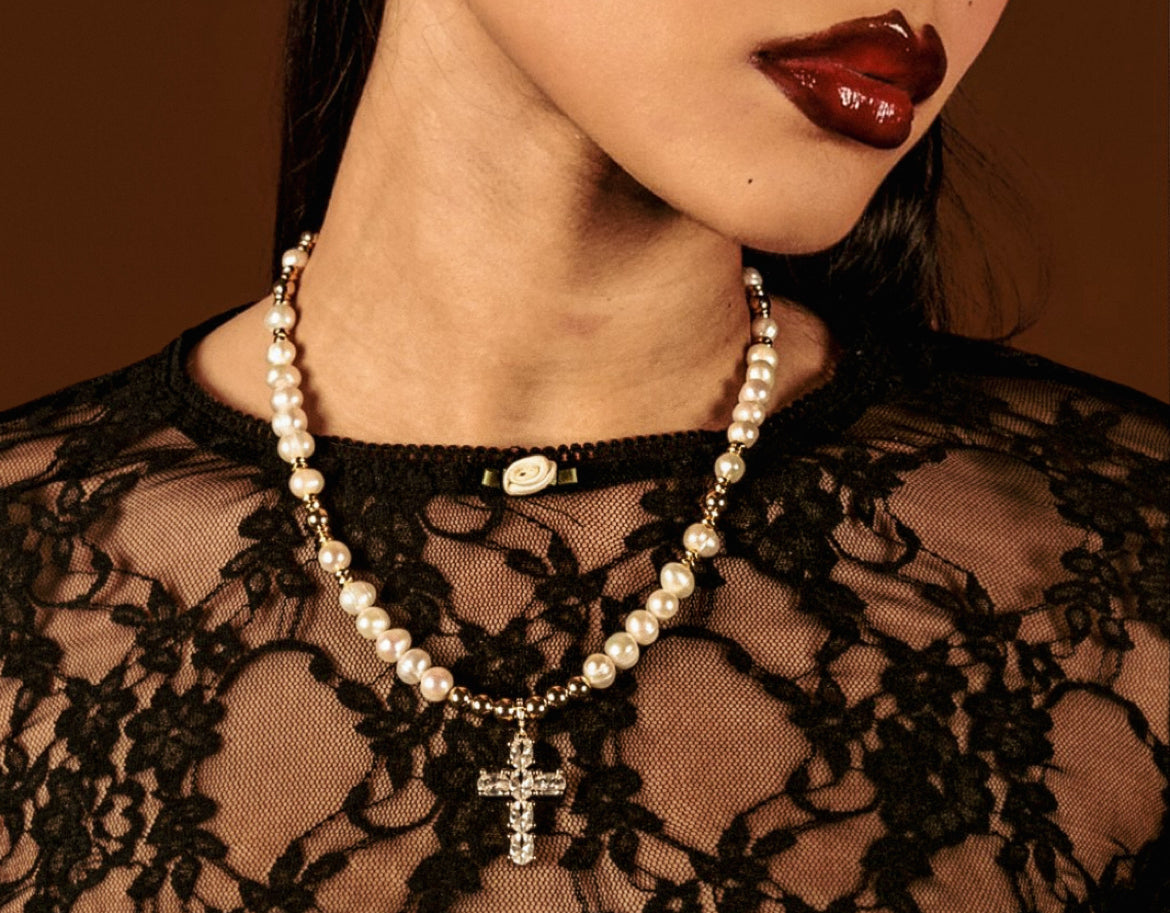 LOLITA PEARL CROSS II NECKLACE