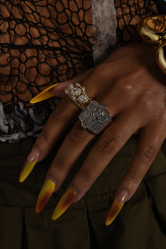 CHUNKY CROSS RING