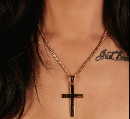 CLASSIC CRUZ NECKLACE