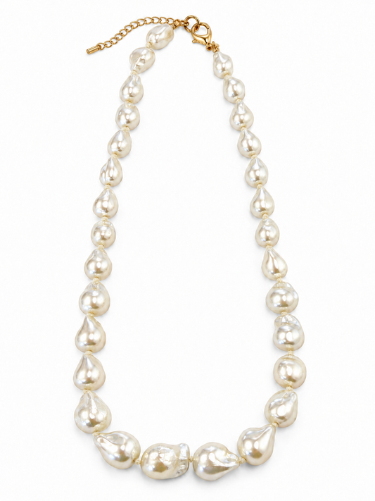 LOLITA PEARL NECKLACE