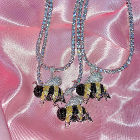 ICY BUMBLEBEE NECKLACE