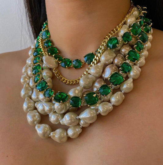 JUSTINE PEARL NECKLACE