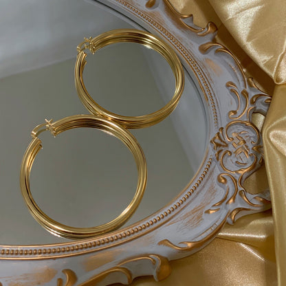 CLASSIC GOLD HOOPS