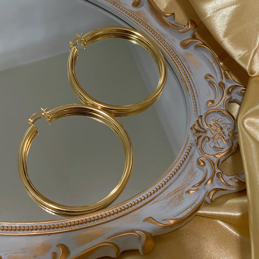 CLASSIC GOLD HOOPS