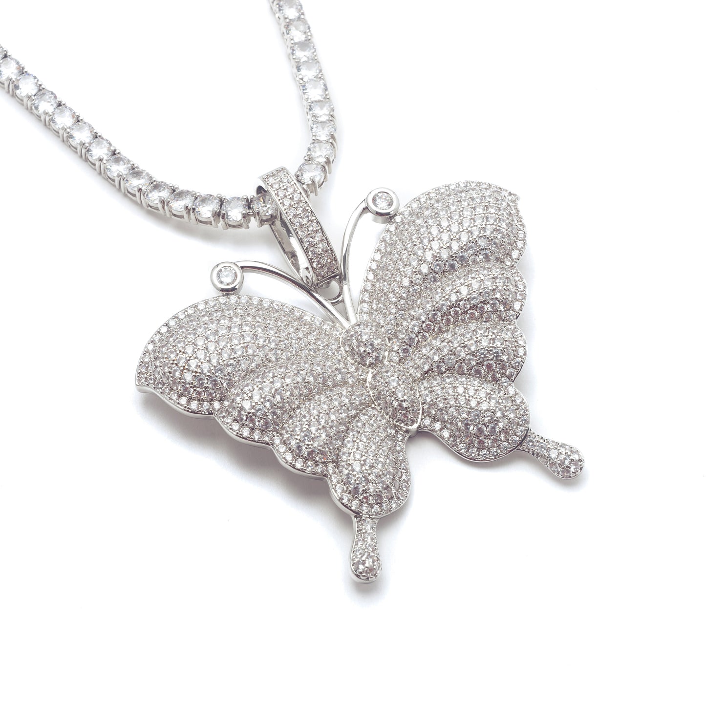 ALYSSA BUTTERFLY NECKLACE