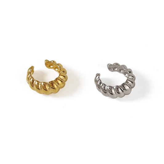 CROISSANT EAR CUFF