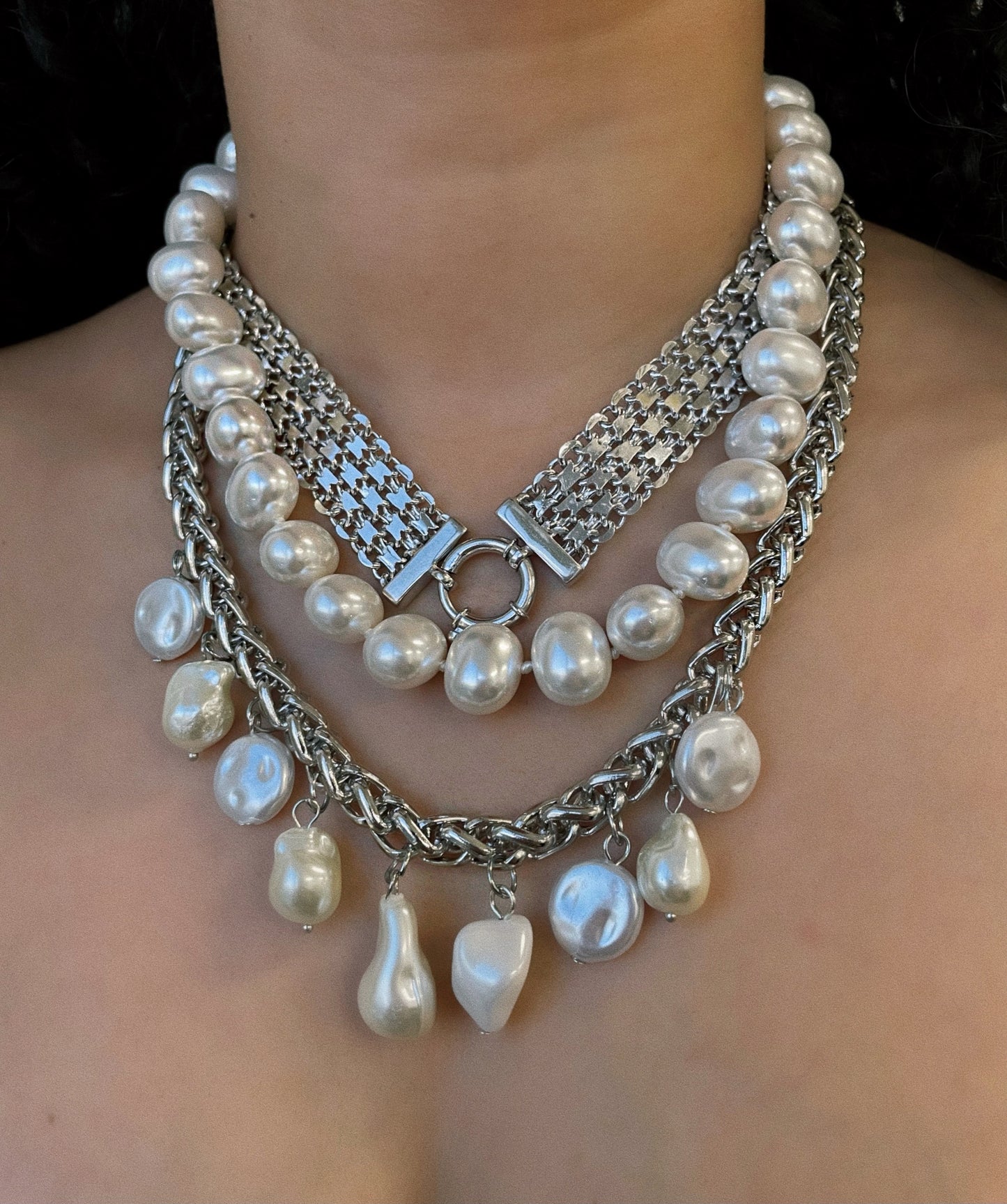 WEST PEARL NECKLACE