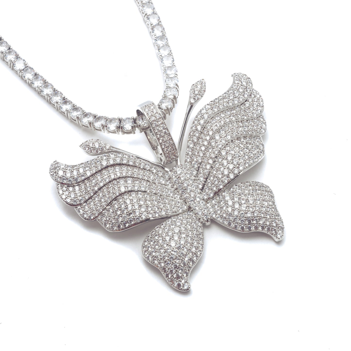 SERENITY BUTTERFLY NECKLACE