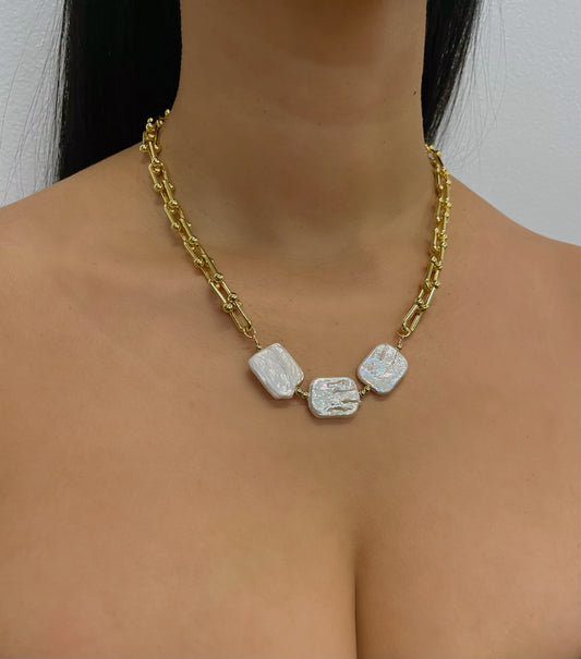 ULINK PEARL NECKLACE